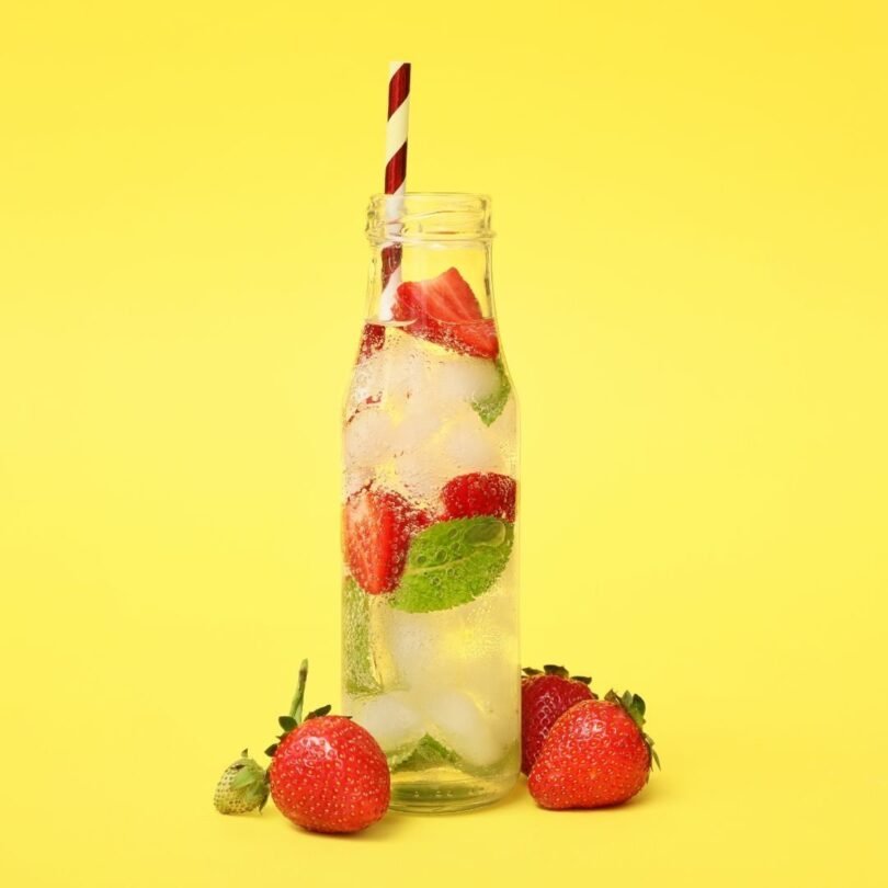 BRAVO Lemonade with Strawberry Bottle