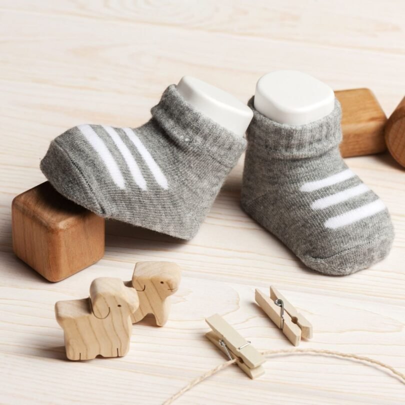 Darron Unisex-Baby Cozy Booties